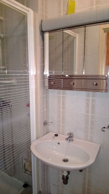 image-1371752091852-v.jpg