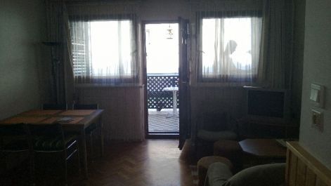 image-1371752221276-v.jpg